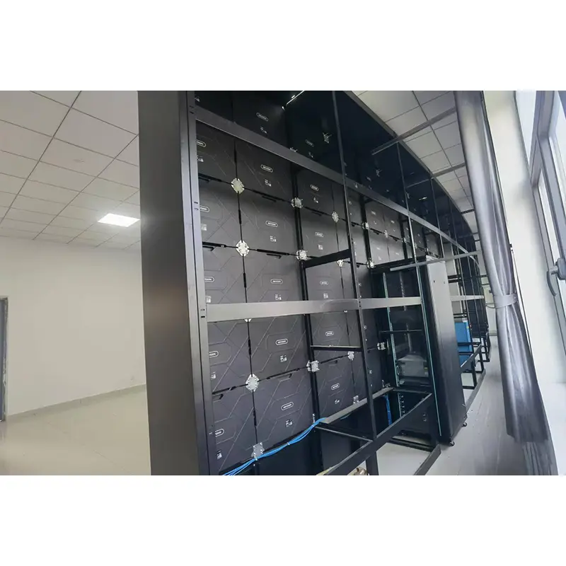 Böjd LED-skärm Mobilskåp